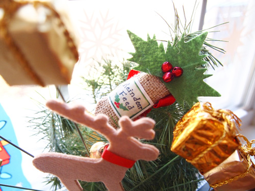Reindeer mini tree