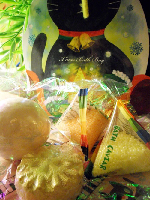 Christmas Bath Bag contents