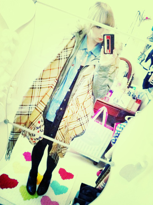 recent coordinate, dressing in layers, there was a little snow today actually. Doesn't feel like Spring at all.