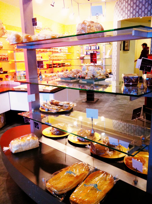 the baked good available like cookies and breads