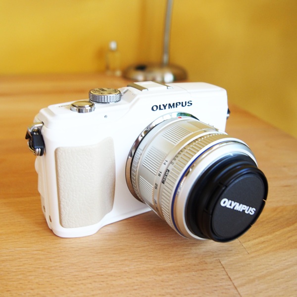 Olympus PEN E-PL2 camera
