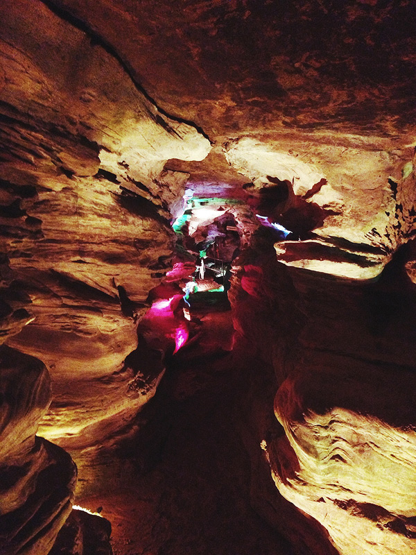 laurel caverns