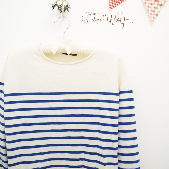 blue and white top